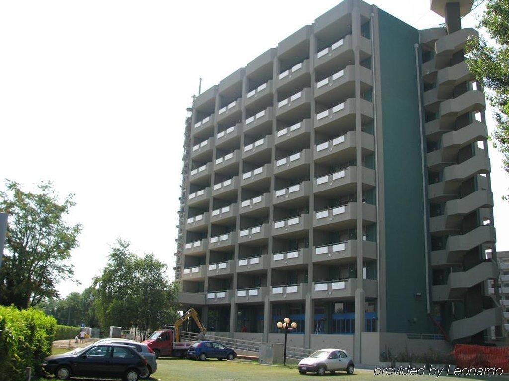 UNAWAY Hotel&Residence Quark Due Milano Exterior foto