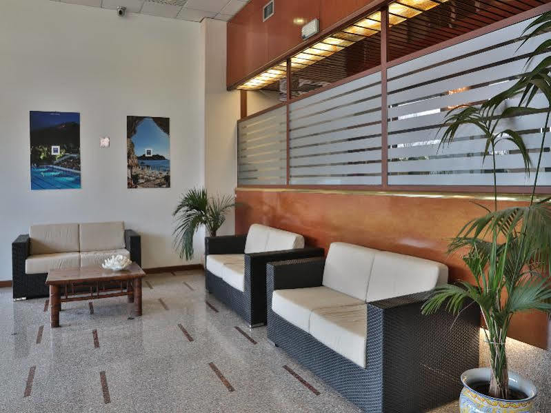 UNAWAY Hotel&Residence Quark Due Milano Exterior foto